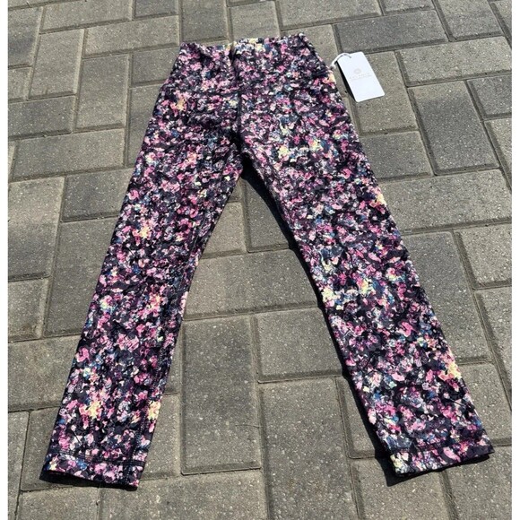 calia by carrie underwood Balance Crossover Capri floral Colorful NWT $65 XS - Picture 1 of 9